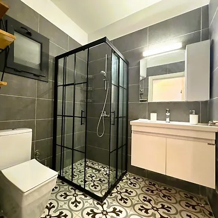 Caesar & Gallus 115, 1-bedroom Luxury By Myguest Cyprus *