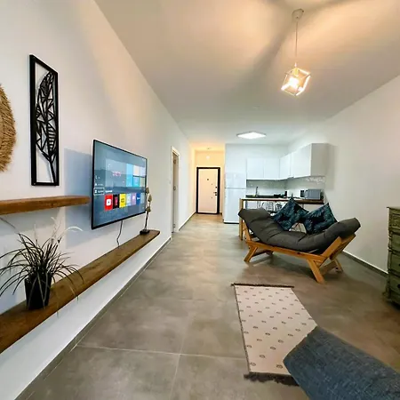 Caesar & Gallus 115, 1-bedroom Luxury By Myguest Cyprus Perivolia tou Trikomou