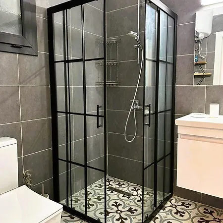 Caesar & Gallus 115, 1-bedroom Luxury By Myguest Cyprus דירה *