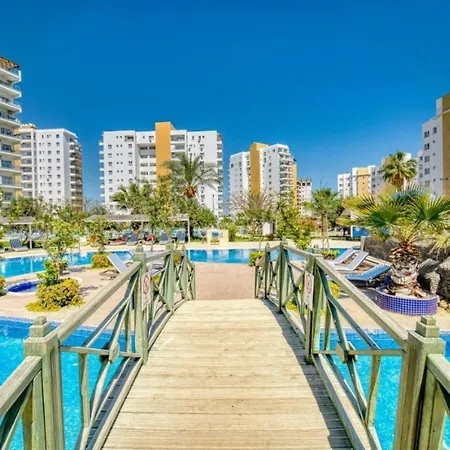 Caesar & Gallus 115, 1-bedroom Luxury By Myguest Cyprus דירה Perivolia tou Trikomou
